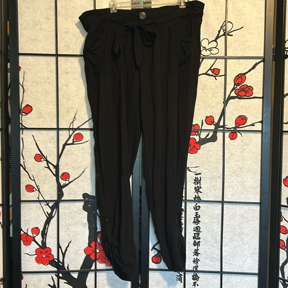 Jolt black pants